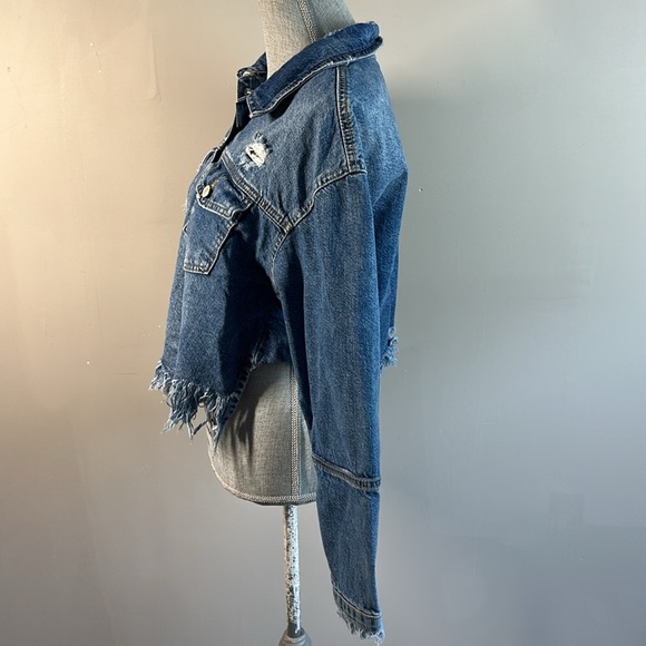 Zara Womens Distressed Denim Medium Wash High Low Jean Jacket Size Small Western - Picture 3 of 16